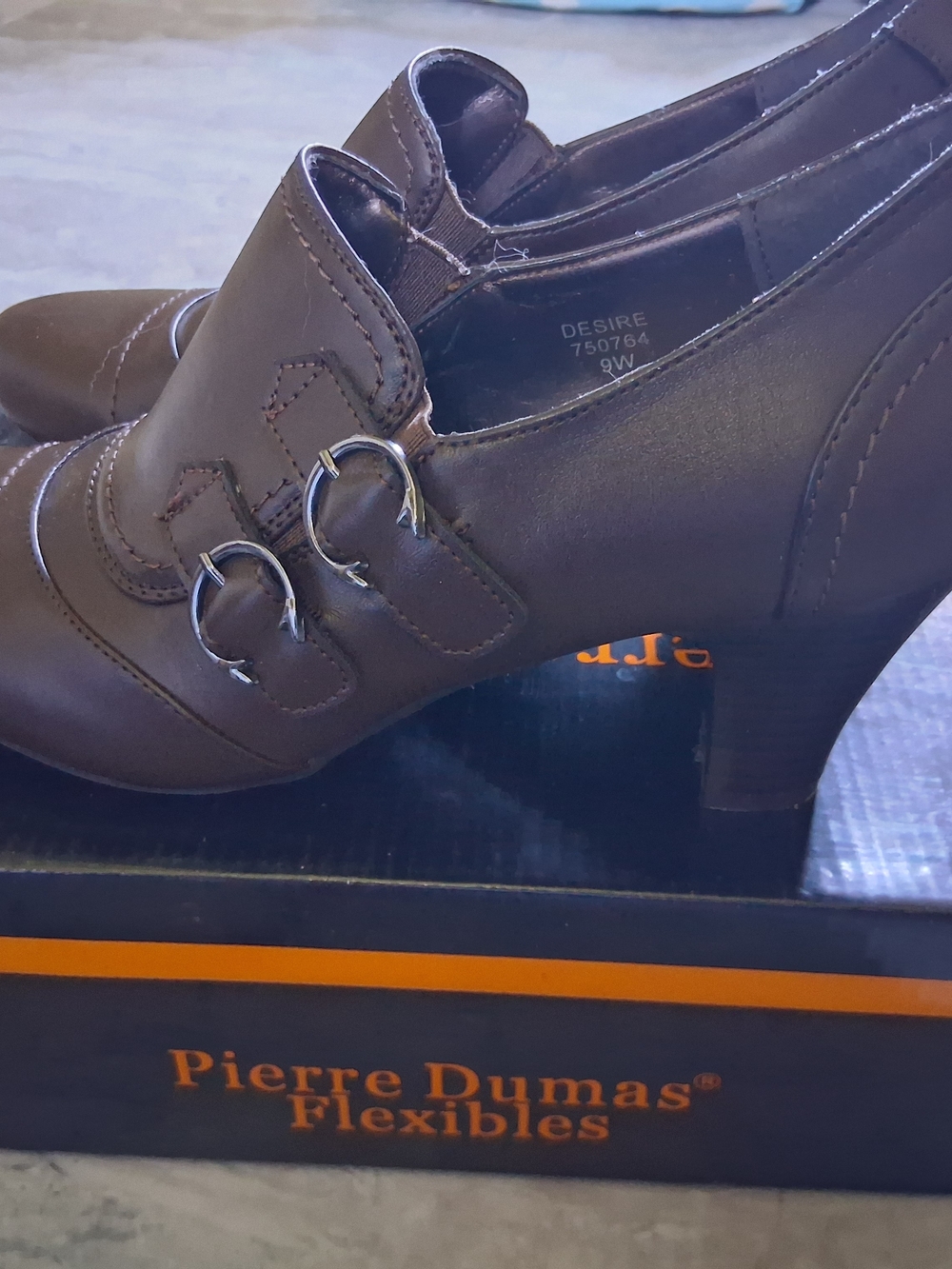 Pierre Dumas DESIRE Brown Women's Heeled Shoes/Booties with Buckle SIZE 9 Wide